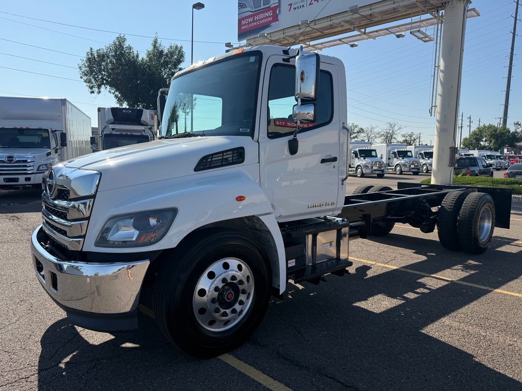 2022 Hino L6 in Denver, CO — photo 3