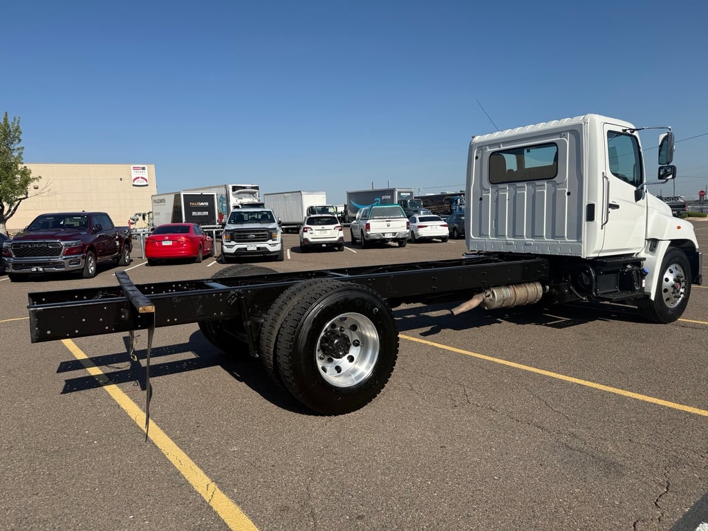 2022 Hino L6 in Denver, CO — photo 5