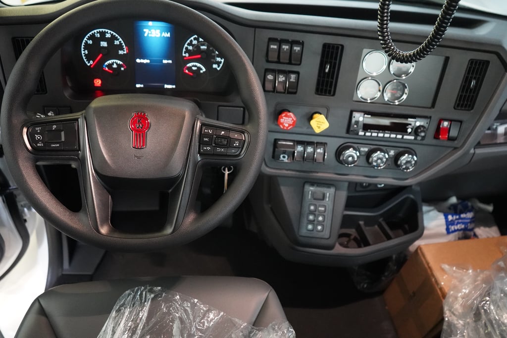 2027 Kenworth T480 in Little Rock, AR — photo 2