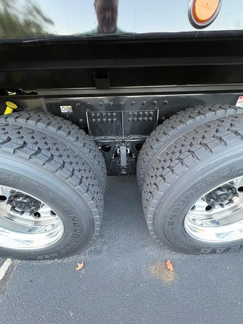 2027 Kenworth T880 in Greensboro, NC — photo 4