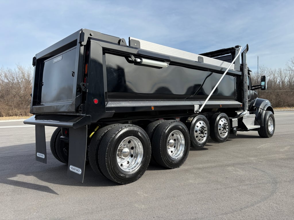 2027 Kenworth T880 in Kansas City, MO — photo 8