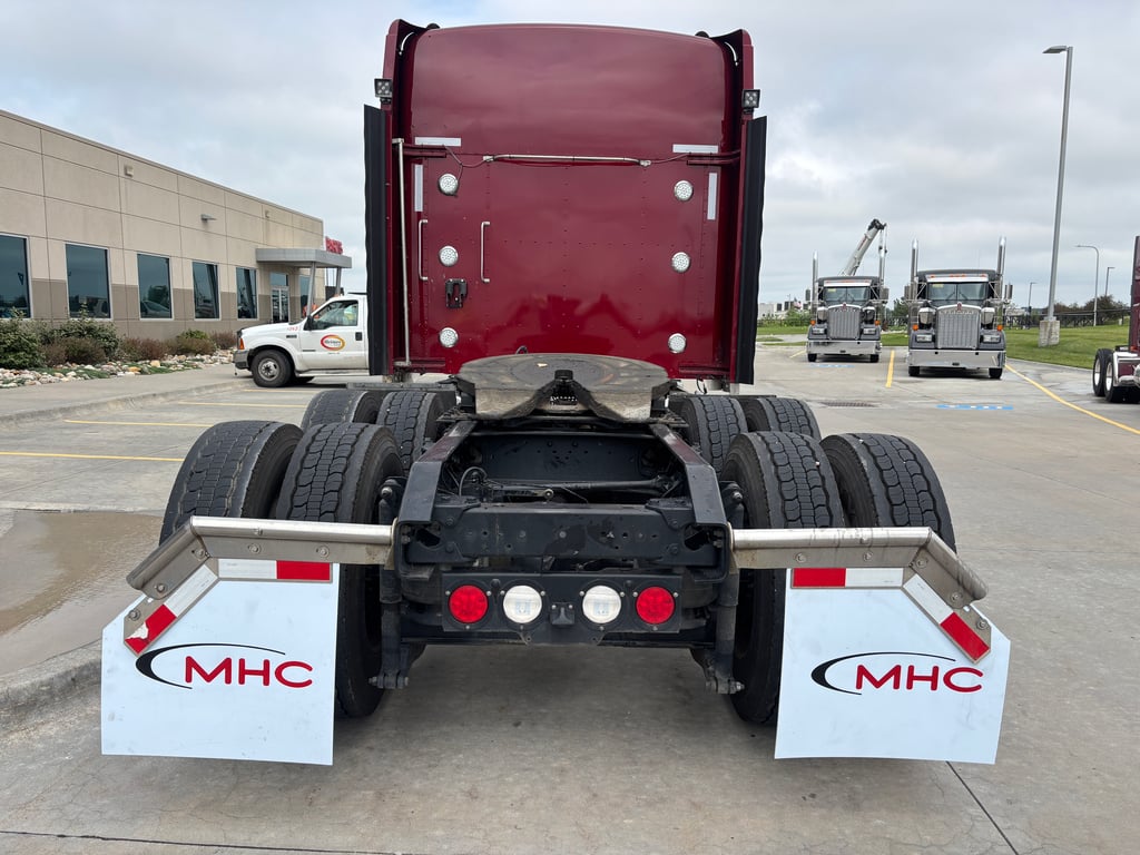 2023 Kenworth W900 in Omaha, NE — photo 5