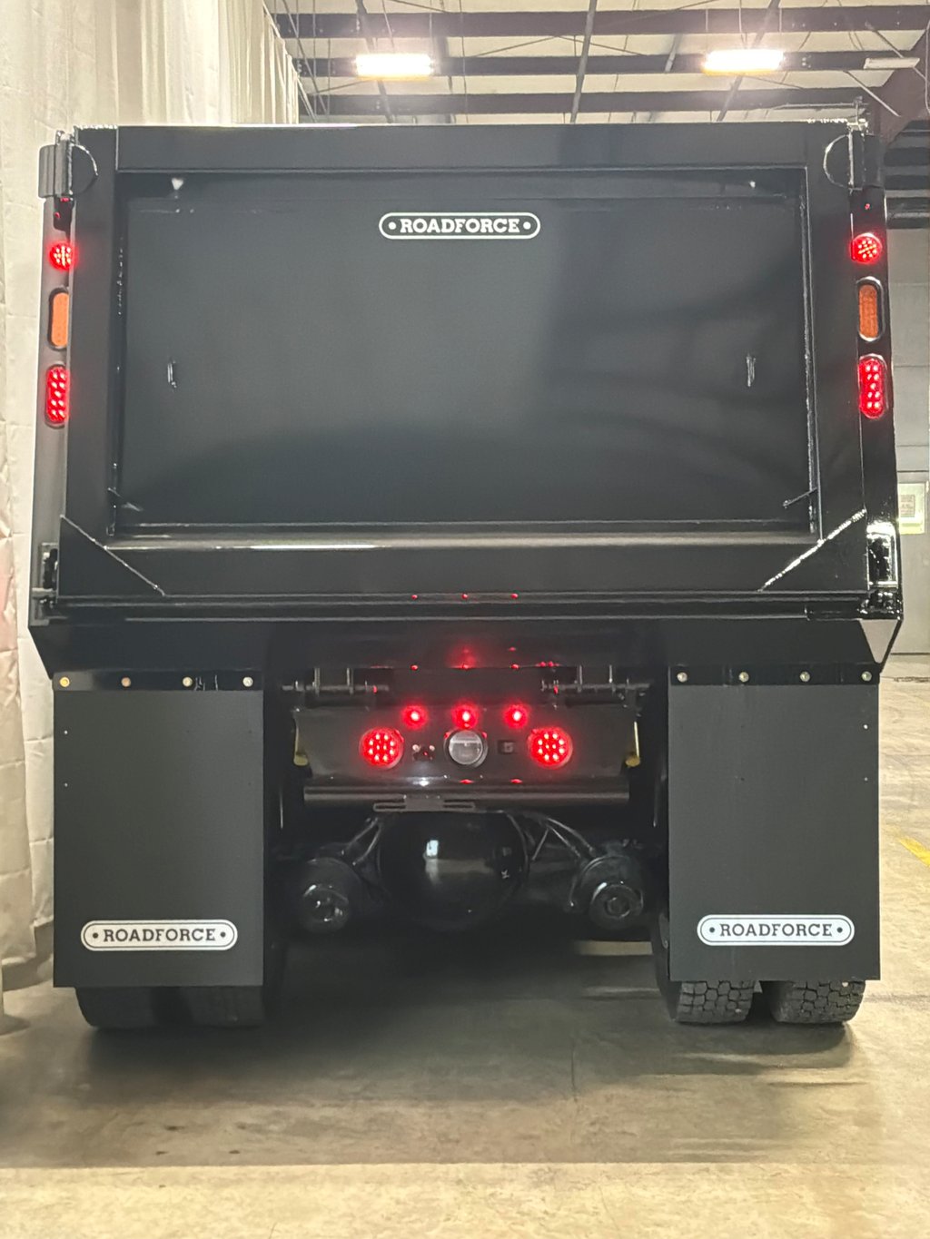 2027 Kenworth T880 in Joplin, MO — photo 4
