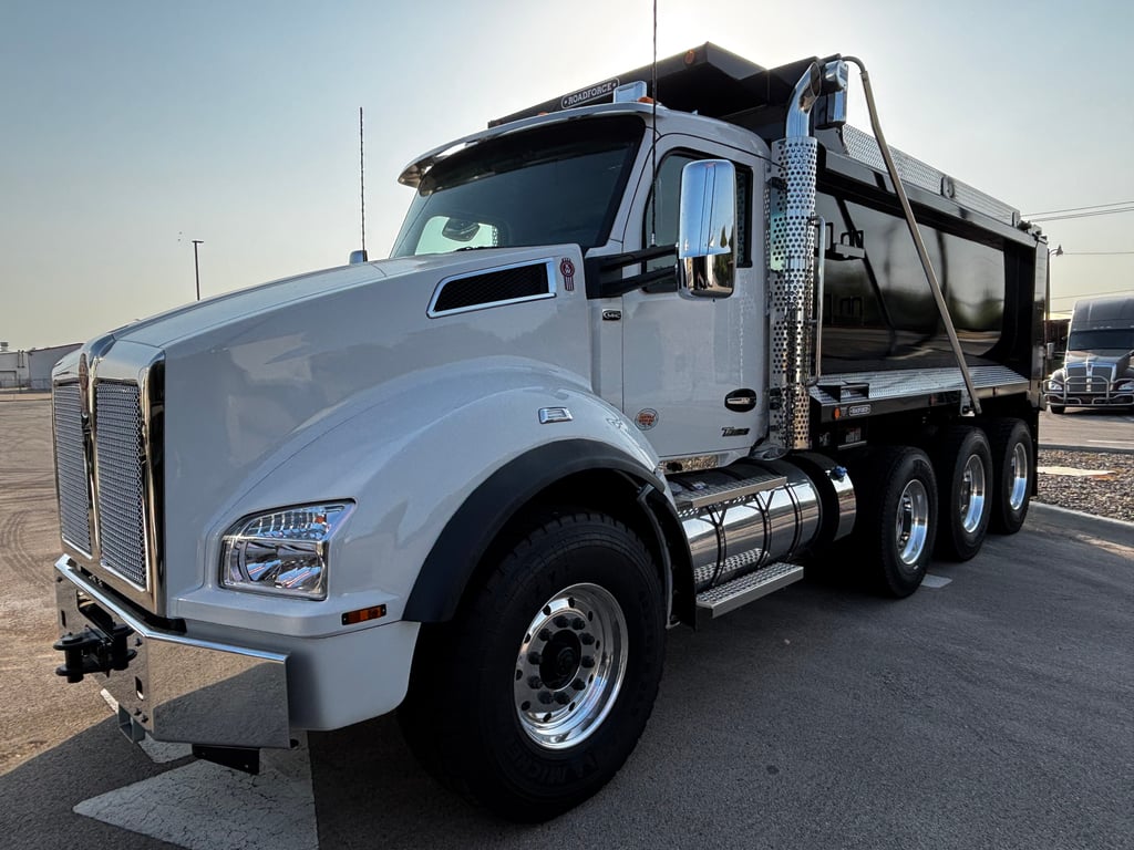 2027 Kenworth T880 in Fort Worth, TX — photo 6