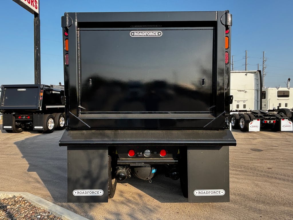 2027 Kenworth T880 in Fort Worth, TX — photo 4