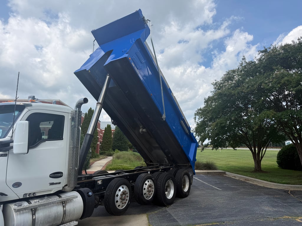 2024 Kenworth T880 in Greensboro, NC — photo 8