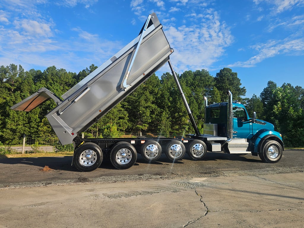 2027 Kenworth T880 in Durham, NC — photo 7