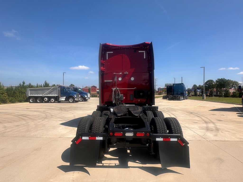 2021 Peterbilt 579 in Fort Mill, SC — photo 6