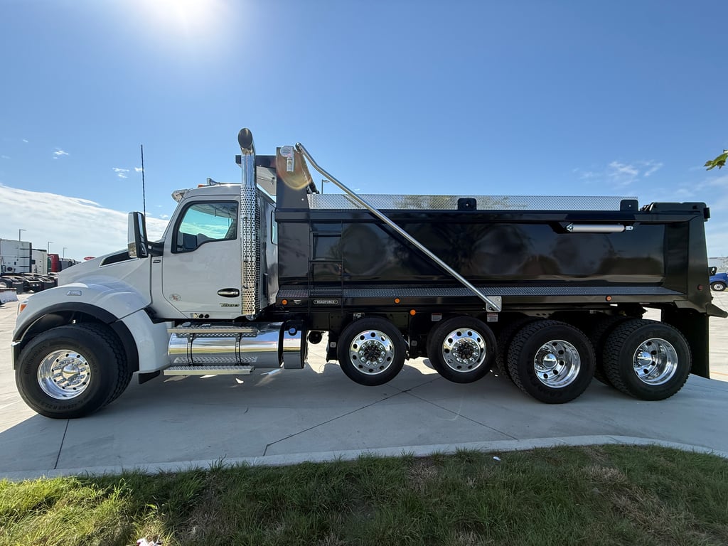 2027 Kenworth T880 in Ankeny, IA — photo 8
