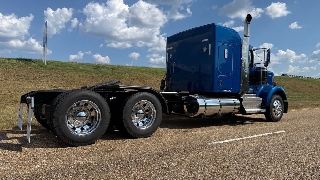 2024 Kenworth W900 in Texarkana, TX — photo 6