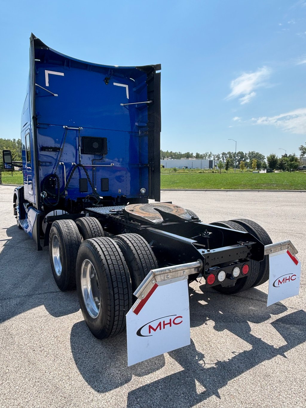 2023 Kenworth T680 in Kansas City, MO — photo 6