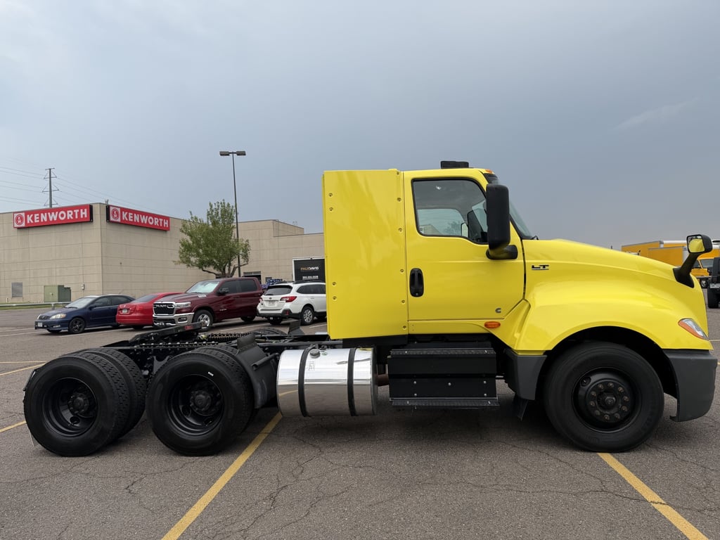 2023 International LT in Denver, CO — photo 3