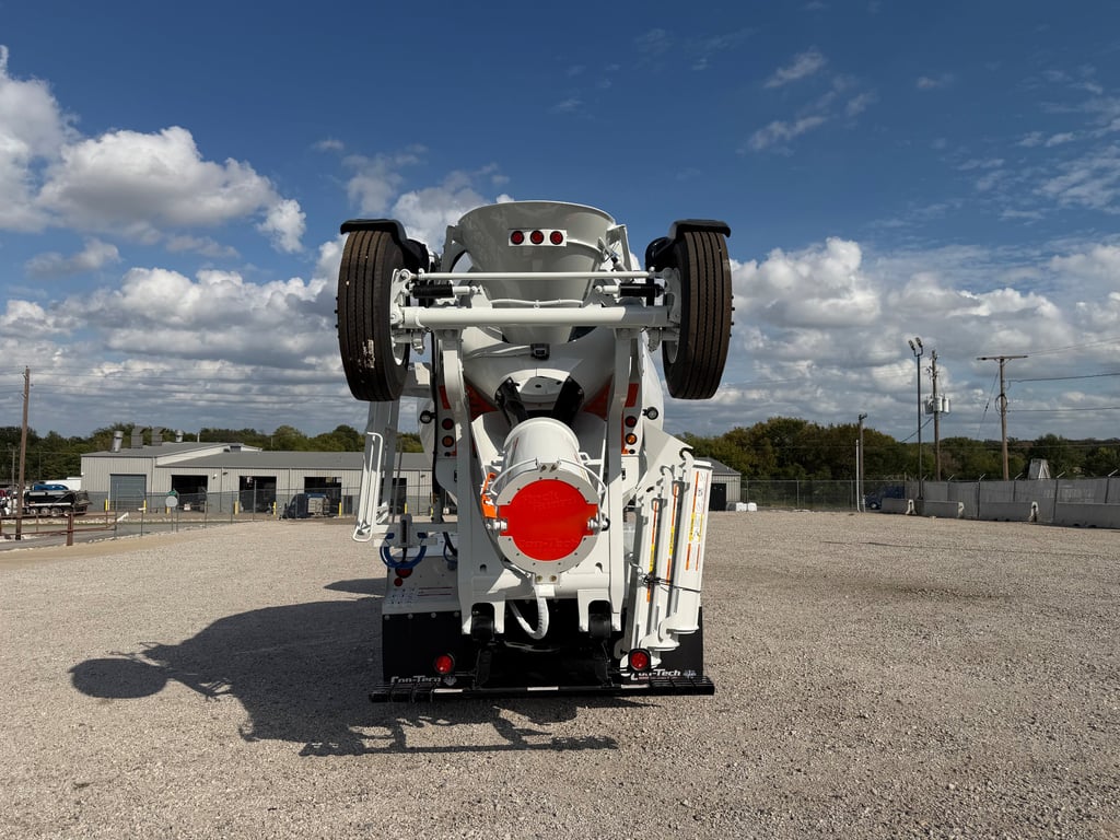 2027 Kenworth T880 in Tulsa, OK — photo 5
