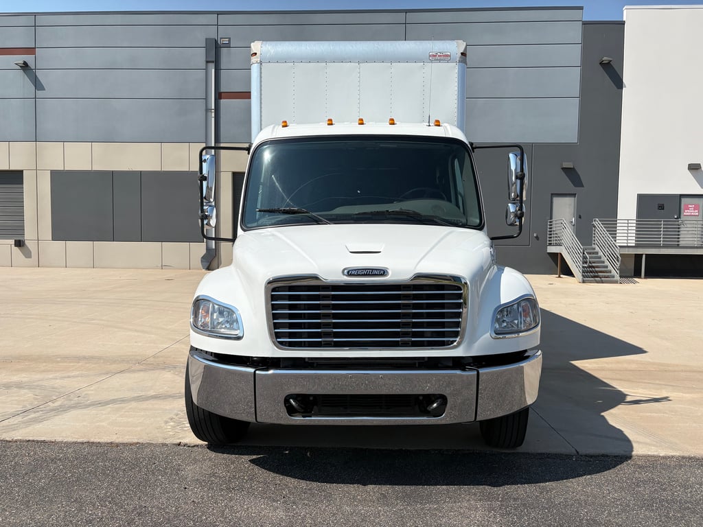 2023 Freightliner M2 106 in Englewood, CO — photo 7
