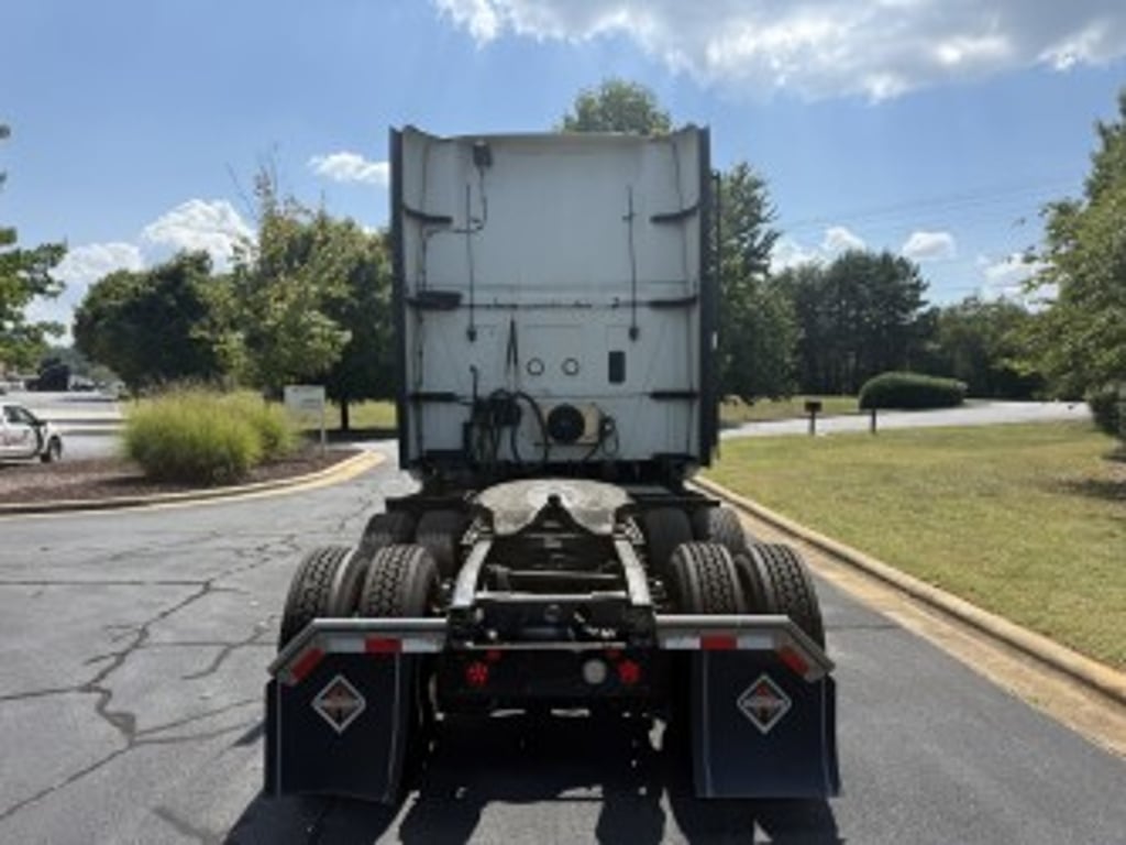 2021 International LT in Greensboro, NC — photo 7