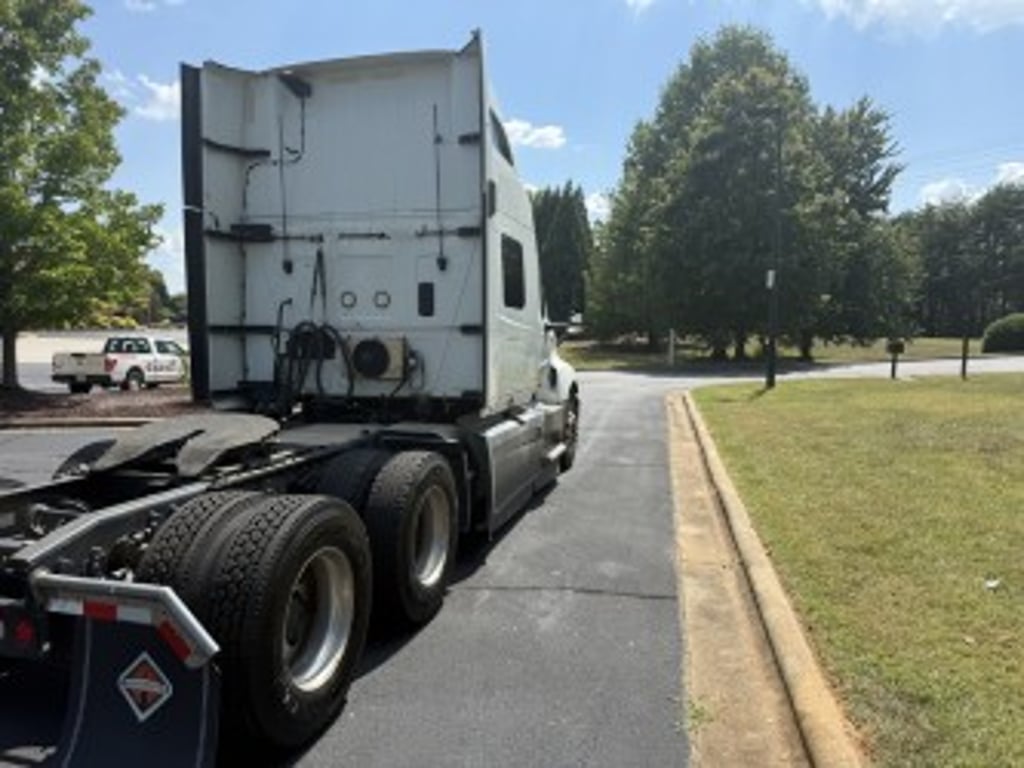 2021 International LT in Greensboro, NC — photo 8