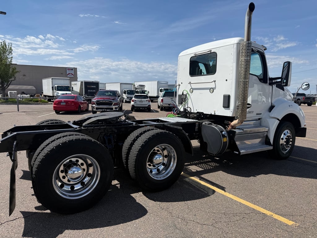 2020 Kenworth T880 in Tulsa, OK — photo 6