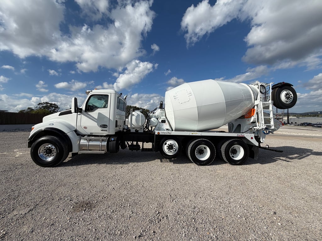 2027 Kenworth T880 in Tulsa, OK — photo 8