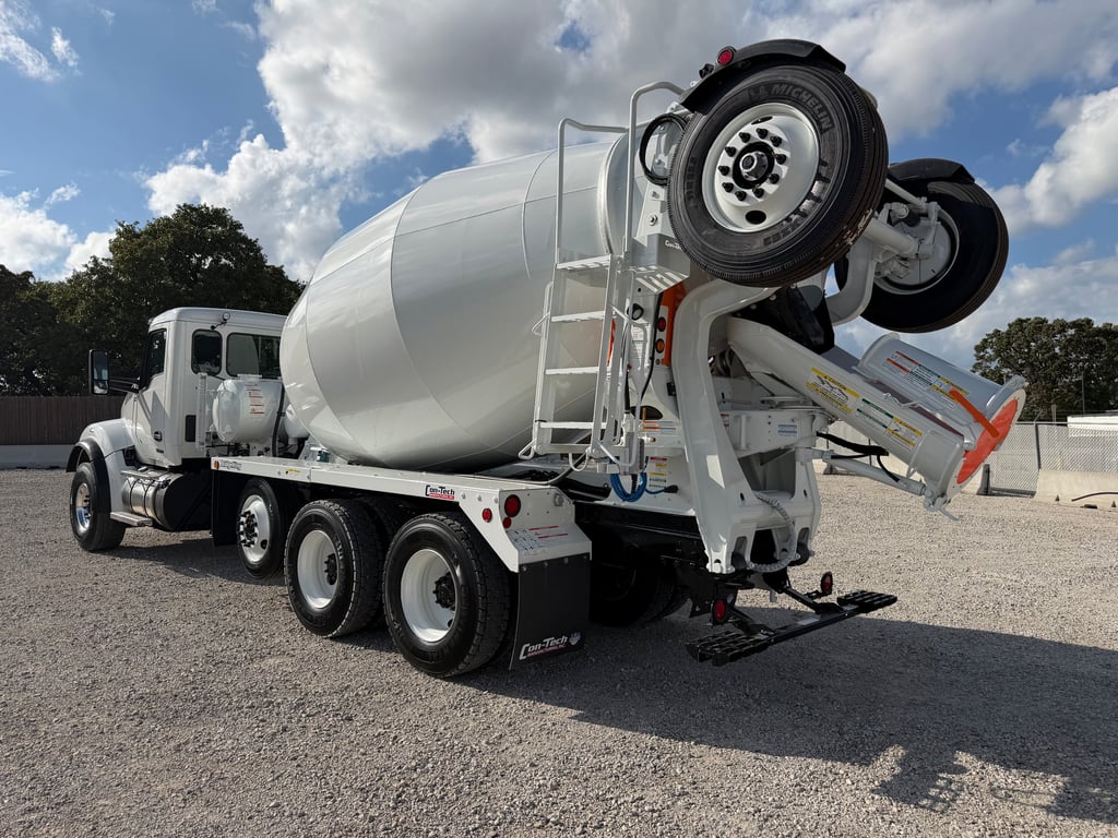 2027 Kenworth T880 in Tulsa, OK — photo 8