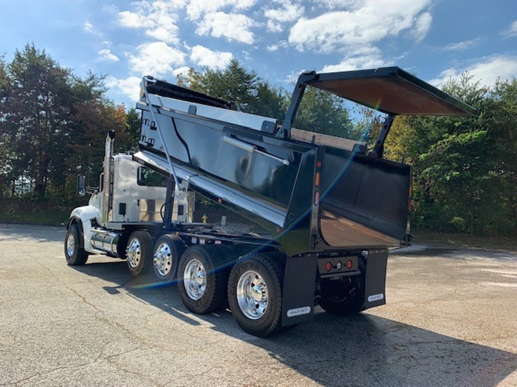 2027 Kenworth T880 in Knoxville, TN — photo 8