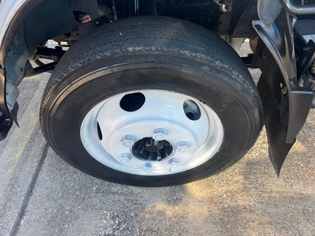 2021 Isuzu NPR in Dallas, TX — photo 6