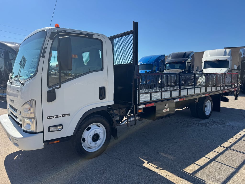 2021 Isuzu NPR in Dallas, TX — photo 2