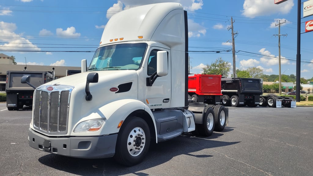 2021 Peterbilt 579 in Memphis, TN — photo 2