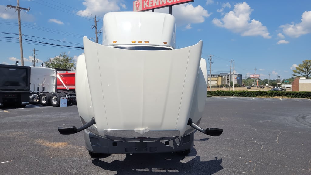 2021 Peterbilt 579 in Memphis, TN — photo 8