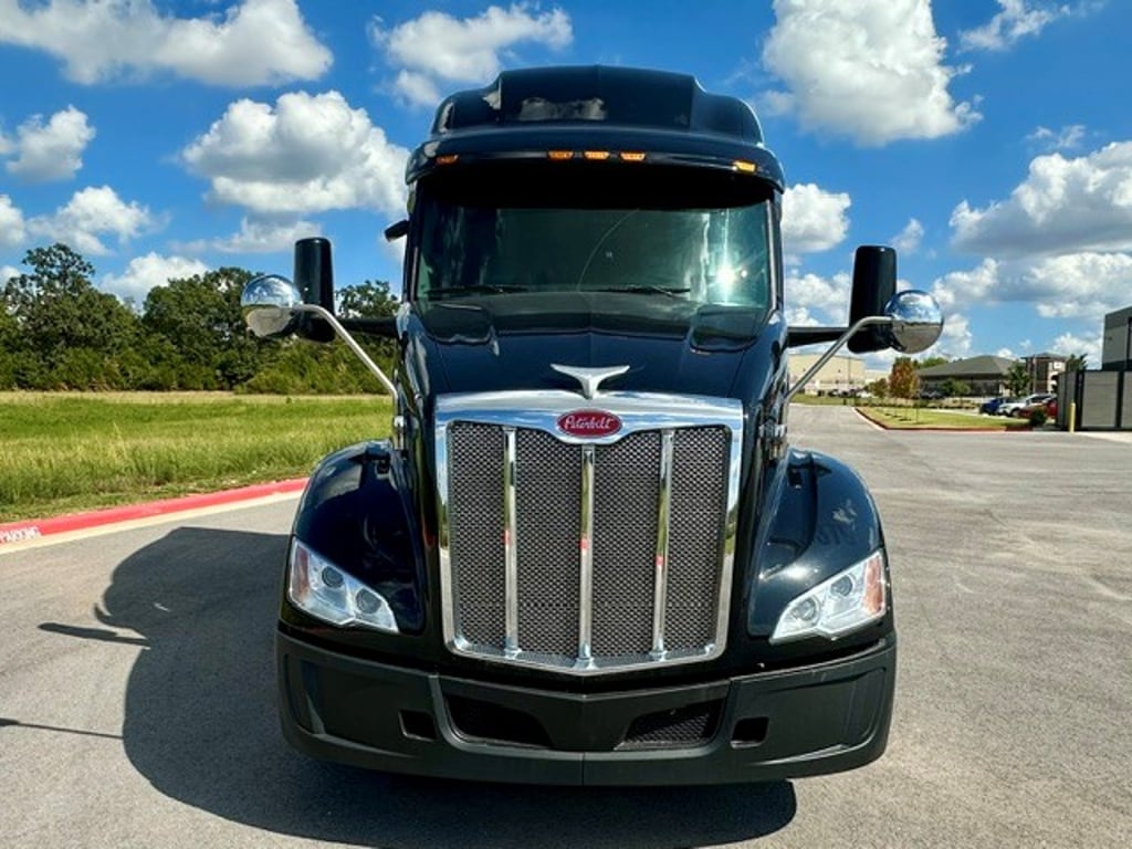 2022 Peterbilt 579 in Springdale, AR — photo 7