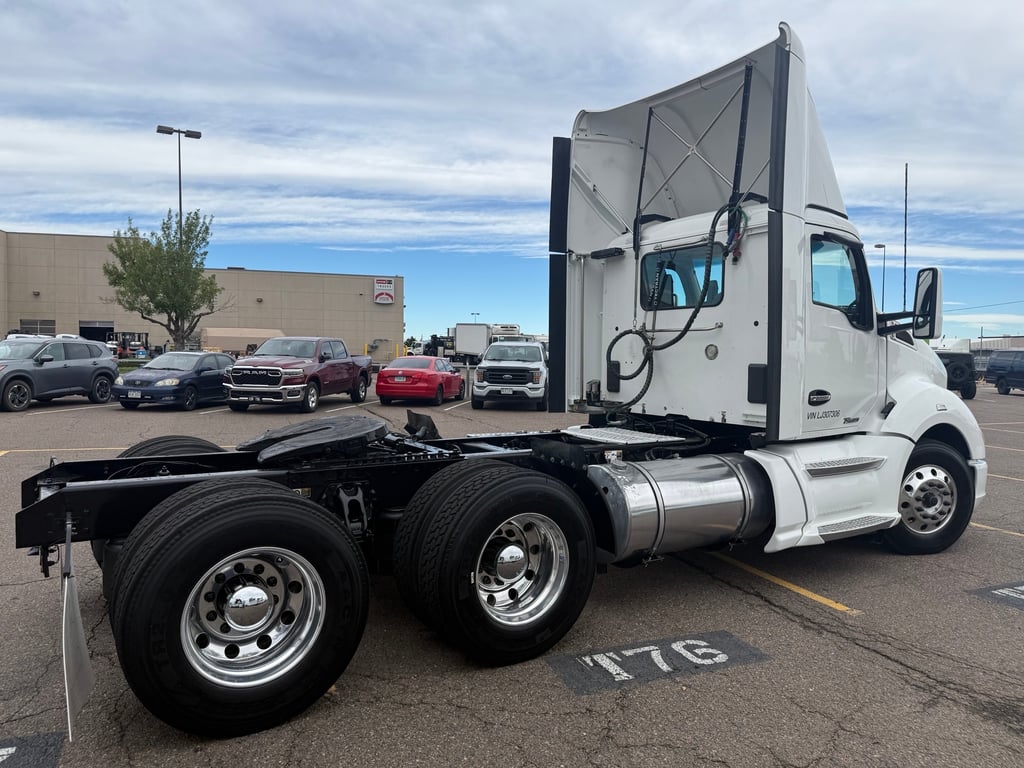 2020 Kenworth T680 in Denver, CO — photo 5