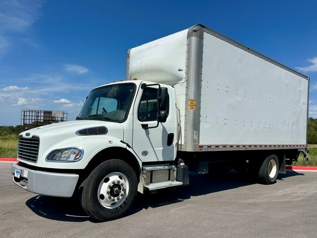 2024 Freightliner M2 106 in Springdale, AR — photo 2