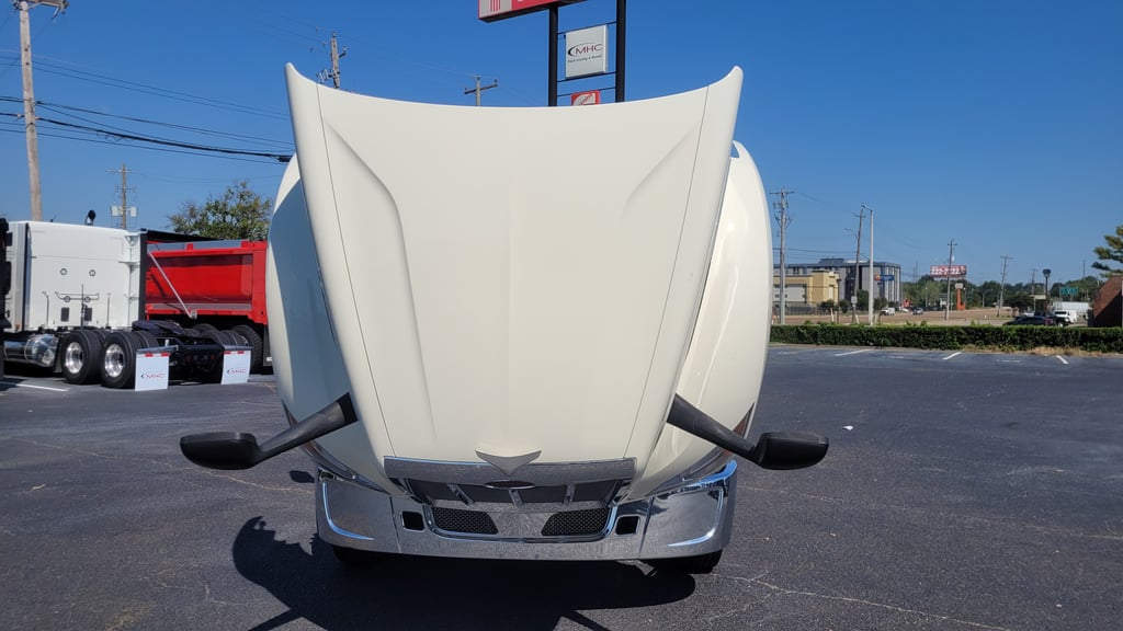 2025 Peterbilt 579 in Memphis, TN — photo 6