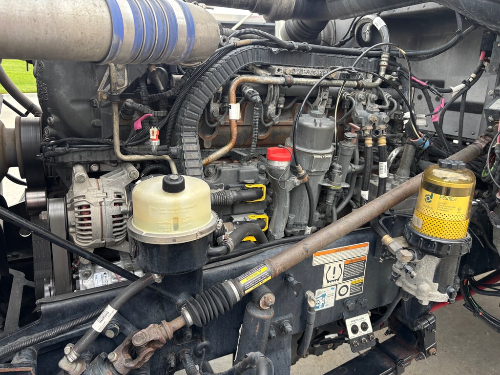 2021 Peterbilt 389 in Omaha, NE — photo 6
