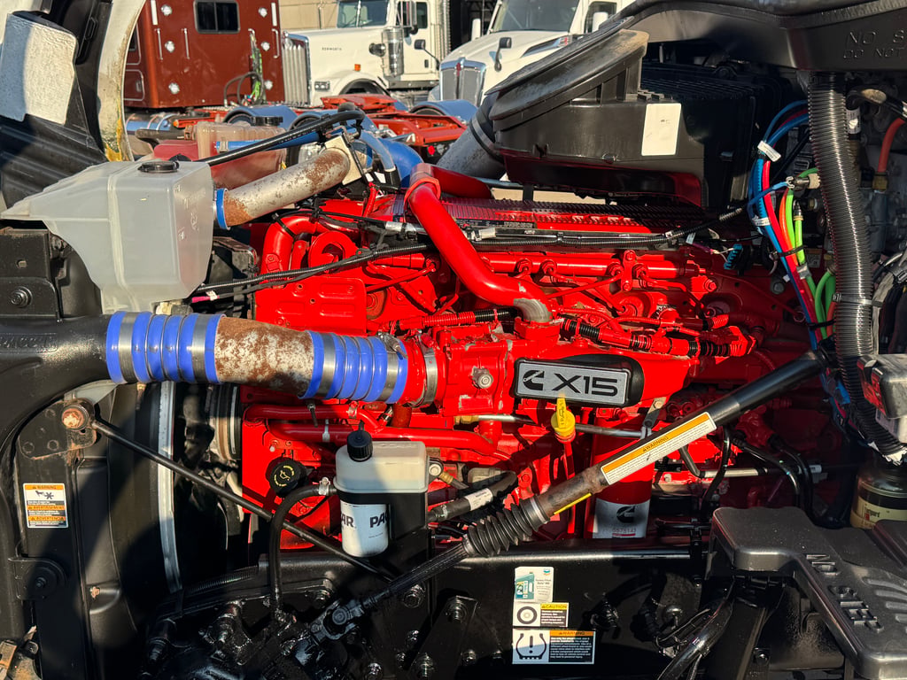 2022 Kenworth T680 in Dallas, TX — photo 6