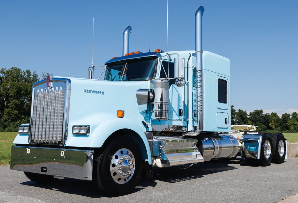 2027 Kenworth W900 in Little Rock, AR