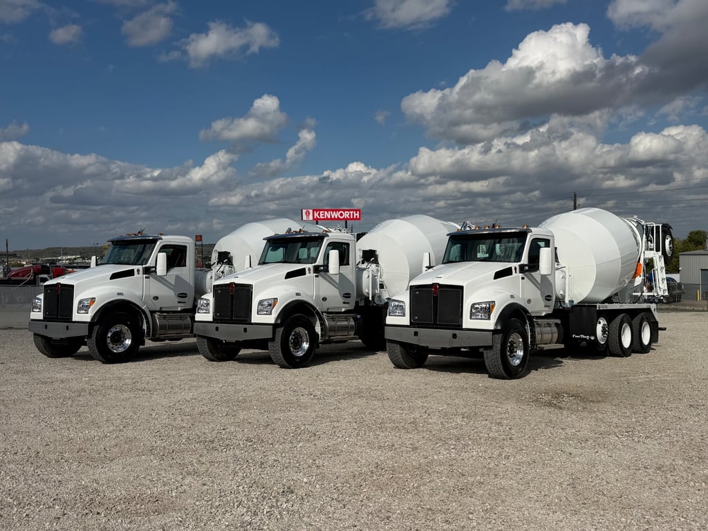 2027 Kenworth T880 in Tulsa, OK — photo 3