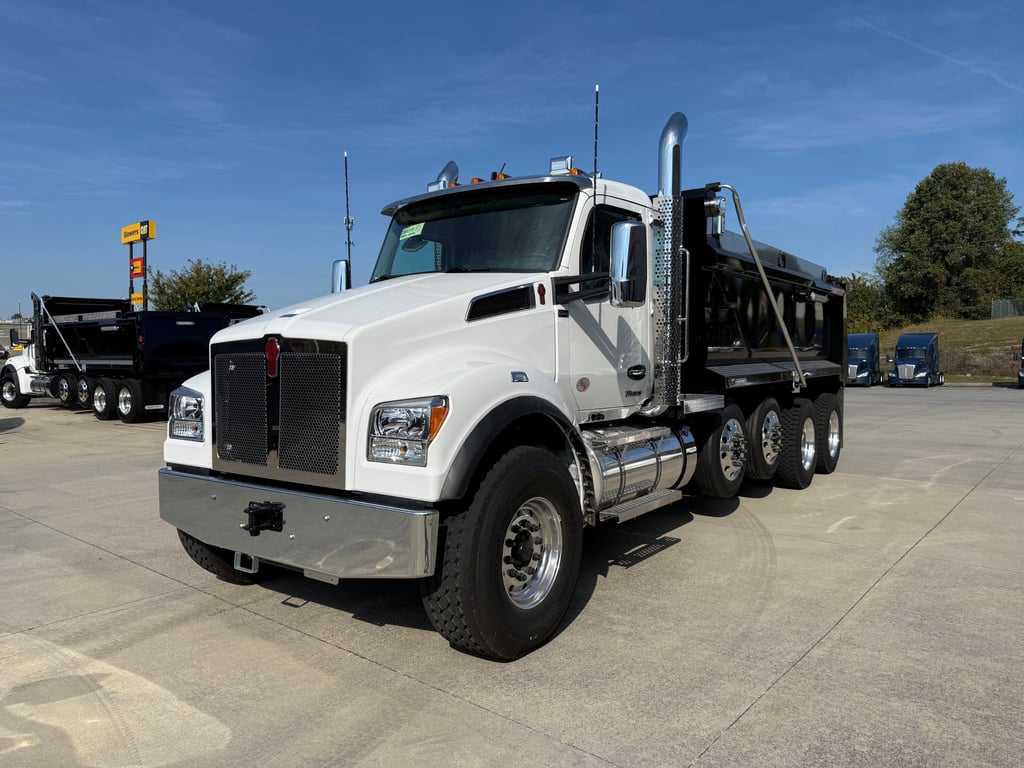 2027 Kenworth T880 in Kingsport, TN