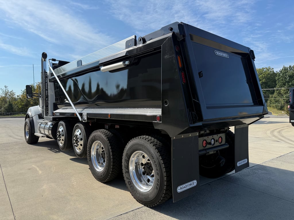 2027 Kenworth T880 in Kingsport, TN — photo 4