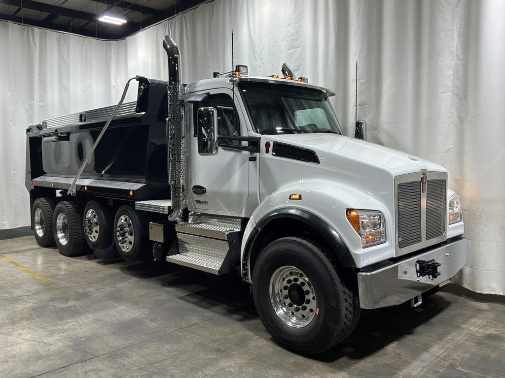 2027 Kenworth T880 in Kingsport, TN