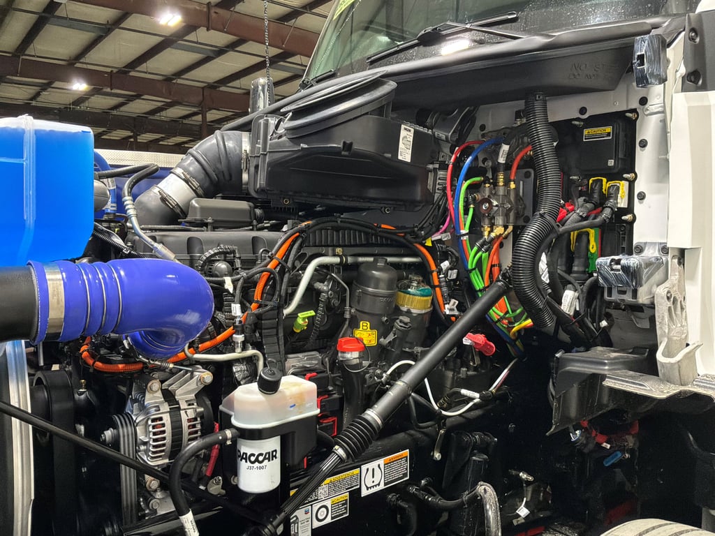 2027 Kenworth T880 in Wichita Falls, TX — photo 5