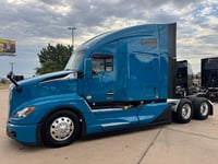 2024 Kenworth T680 in Dallas, TX — photo 8