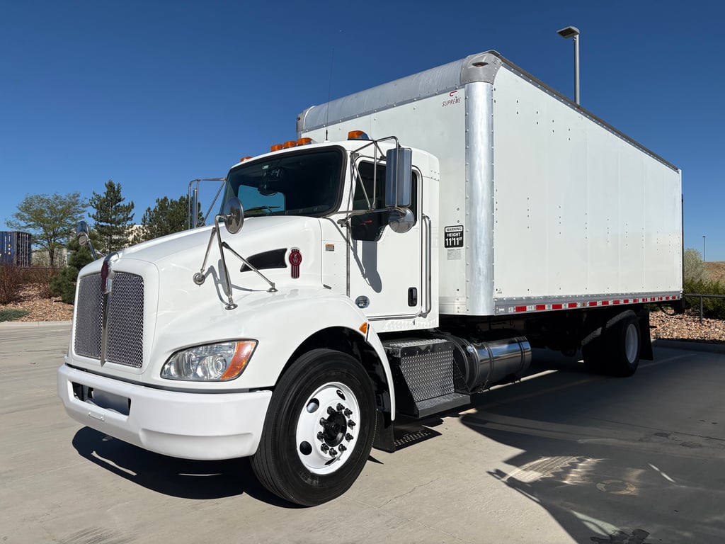 2020 Kenworth T270 in Denver, CO — photo 2