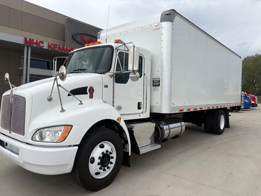 2020 Kenworth T270 in Denver, CO — photo 2