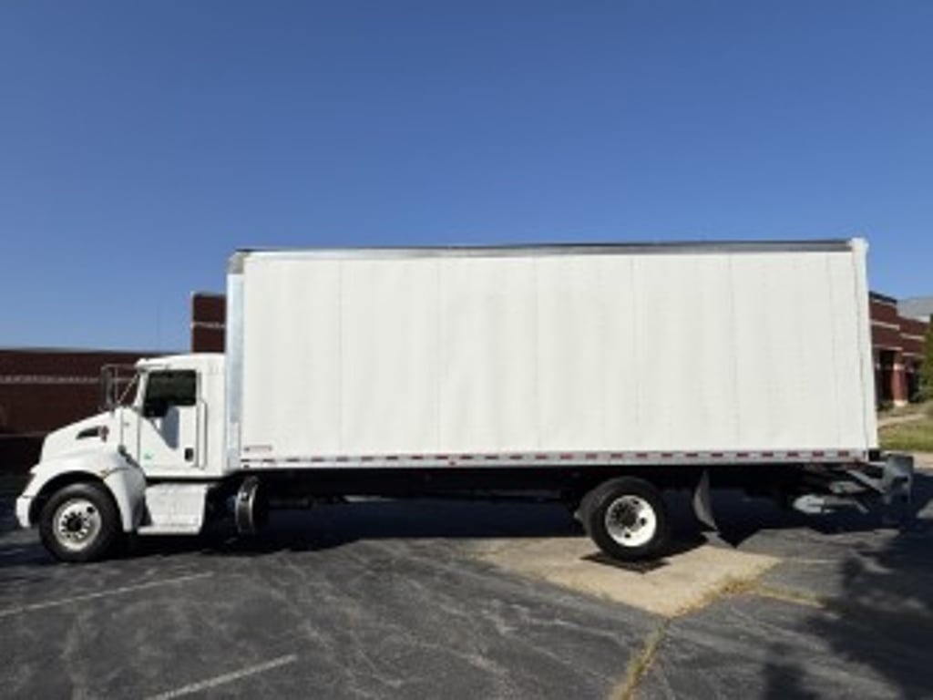 2022 Kenworth T270 in Greensboro, NC — photo 4