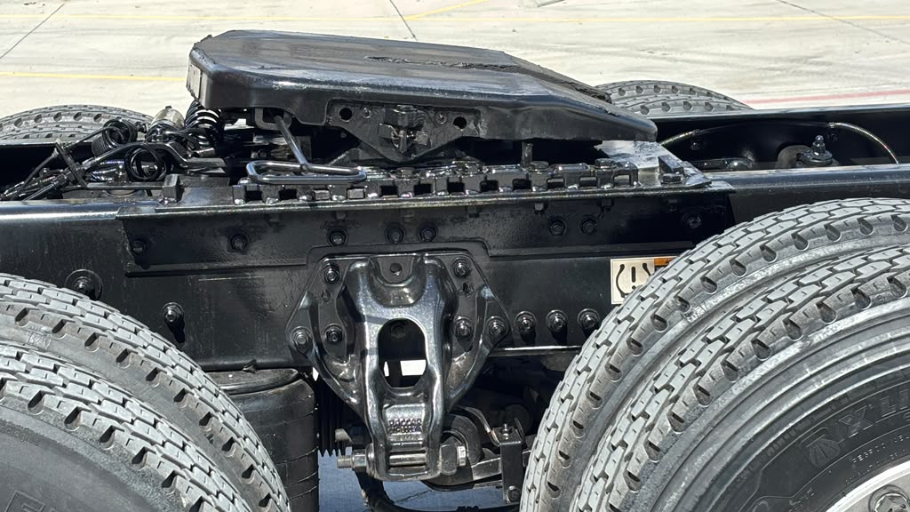 2022 Kenworth T680 in El Paso, TX — photo 4