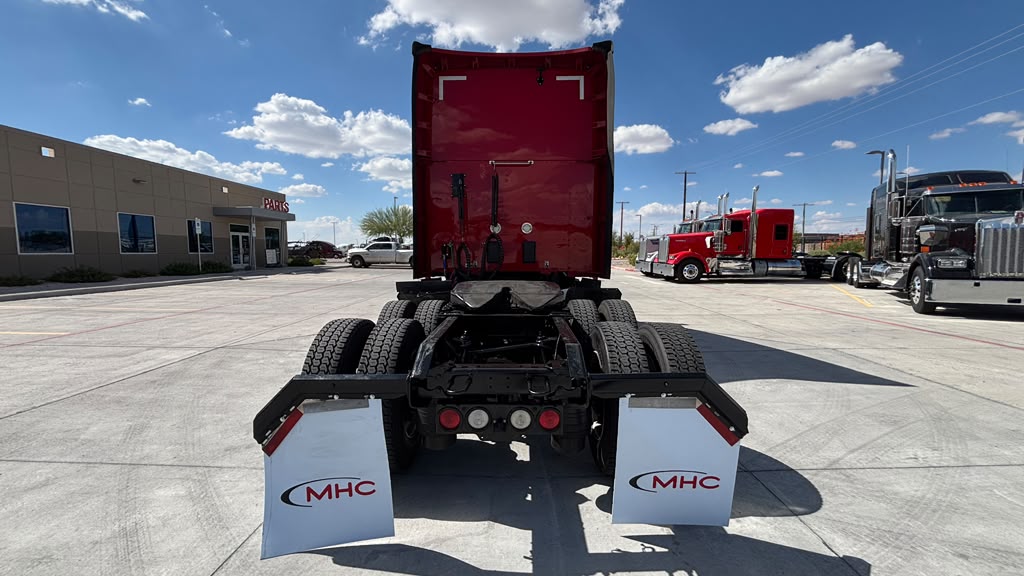 2022 Kenworth T680 in El Paso, TX — photo 5