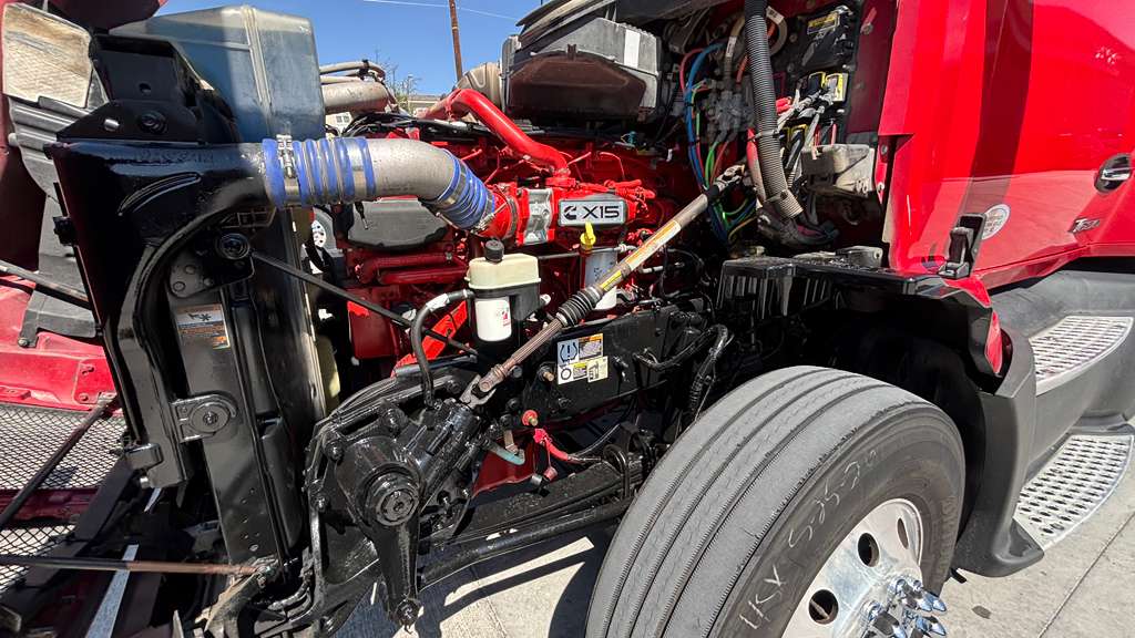 2022 Kenworth T680 in El Paso, TX — photo 6