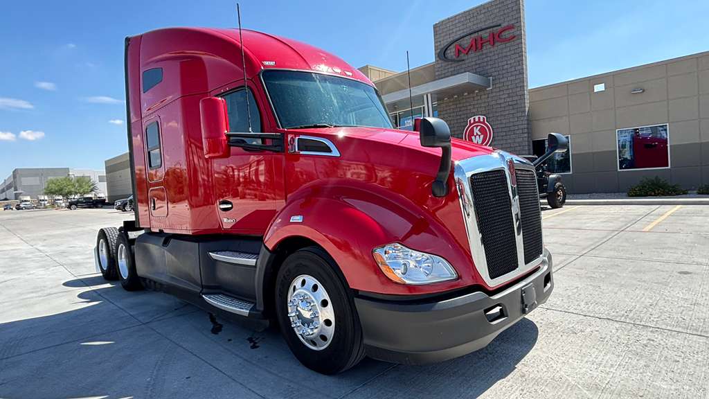 2022 Kenworth T680 in El Paso, TX