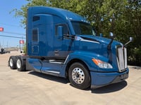 2023 Kenworth T680 in Fort Worth, TX — photo 7