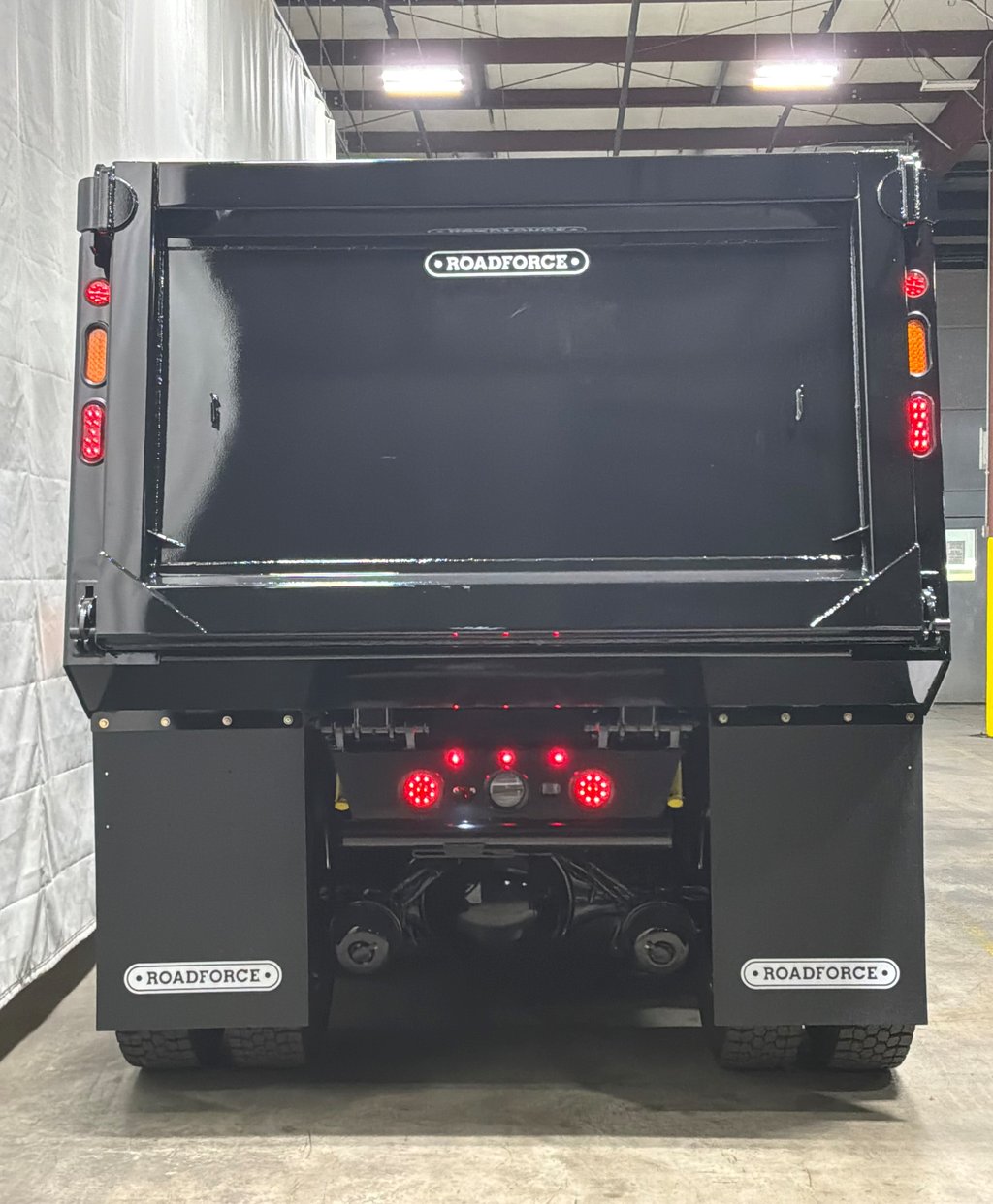 2027 Kenworth T880 in Raleigh, NC — photo 4